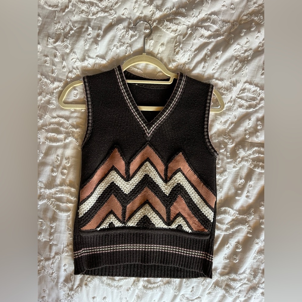70s style sweater vest